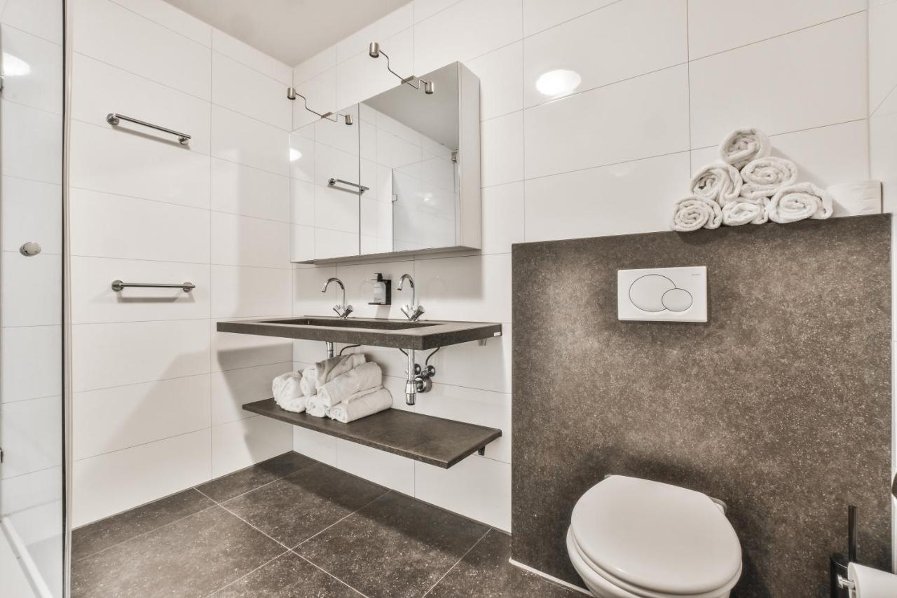 Apartment Met Frontaal Zeezicht In