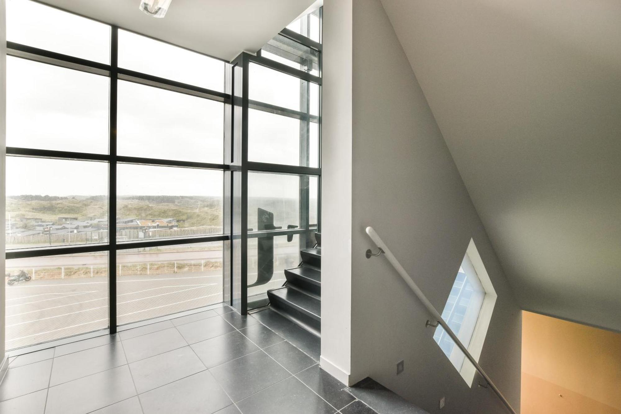 Met Frontaal Zeezicht In Apartment